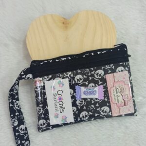 Carteira de mão com visor para celular – Caveiras