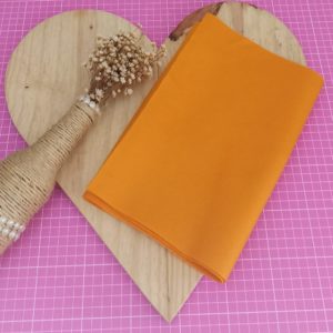 Feltro Santa Fé Feltycril amarelo ouro - 80044